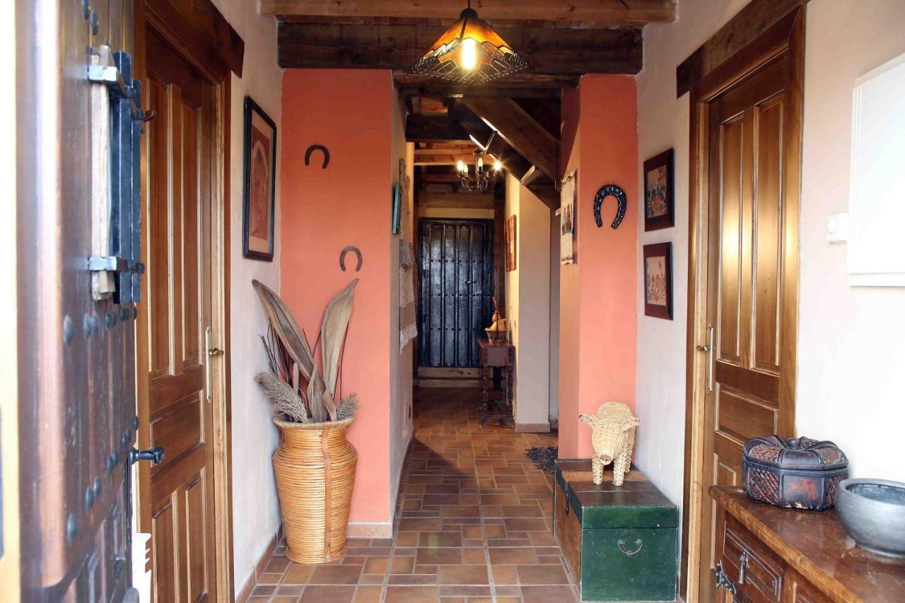 Гостевой дом La Casa Del Abuelo Simon Фуэнте-эль-Саус Экстерьер фото